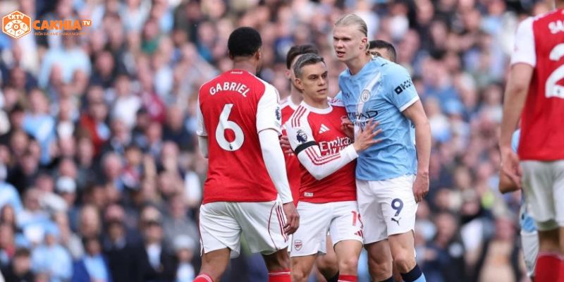 Erling Haaland và Gabriel không còn xa lạ với nhau.